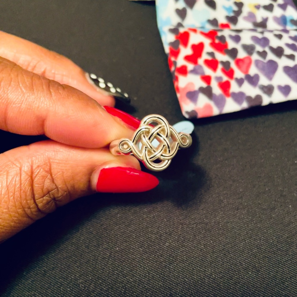 Interlok Knot Ring- NWT